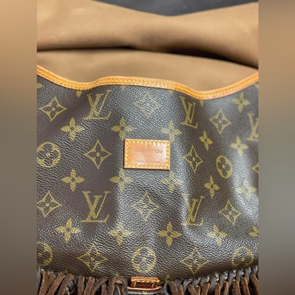 Louis Vuitton Brown Fringe Crossbody Bag - Picture 2 of 3